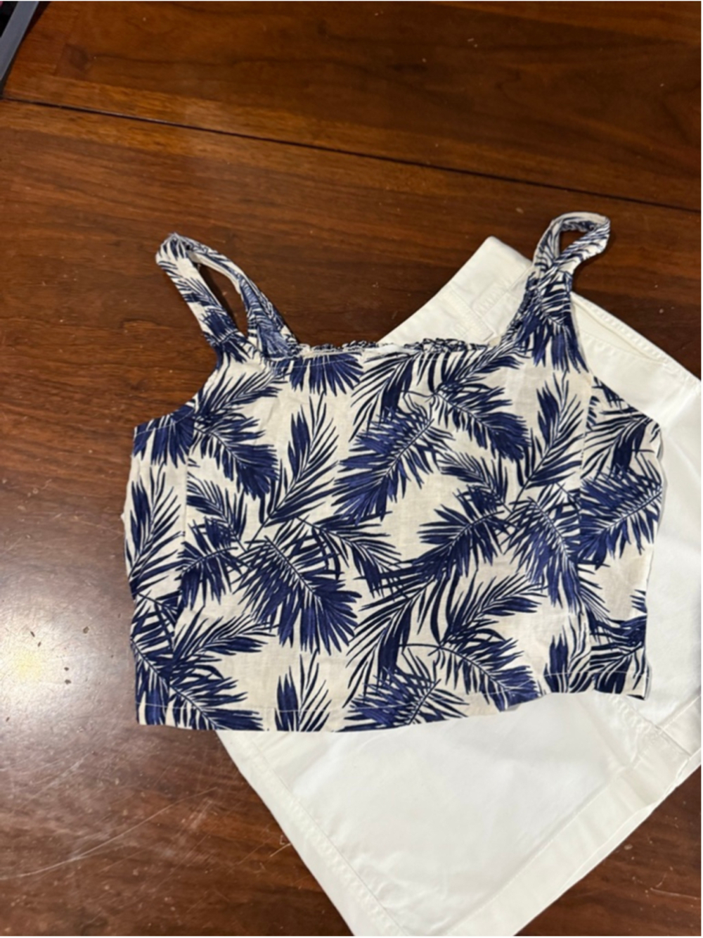 Panama Jack Women's Navy Beige Palm Print Crop Top Medium